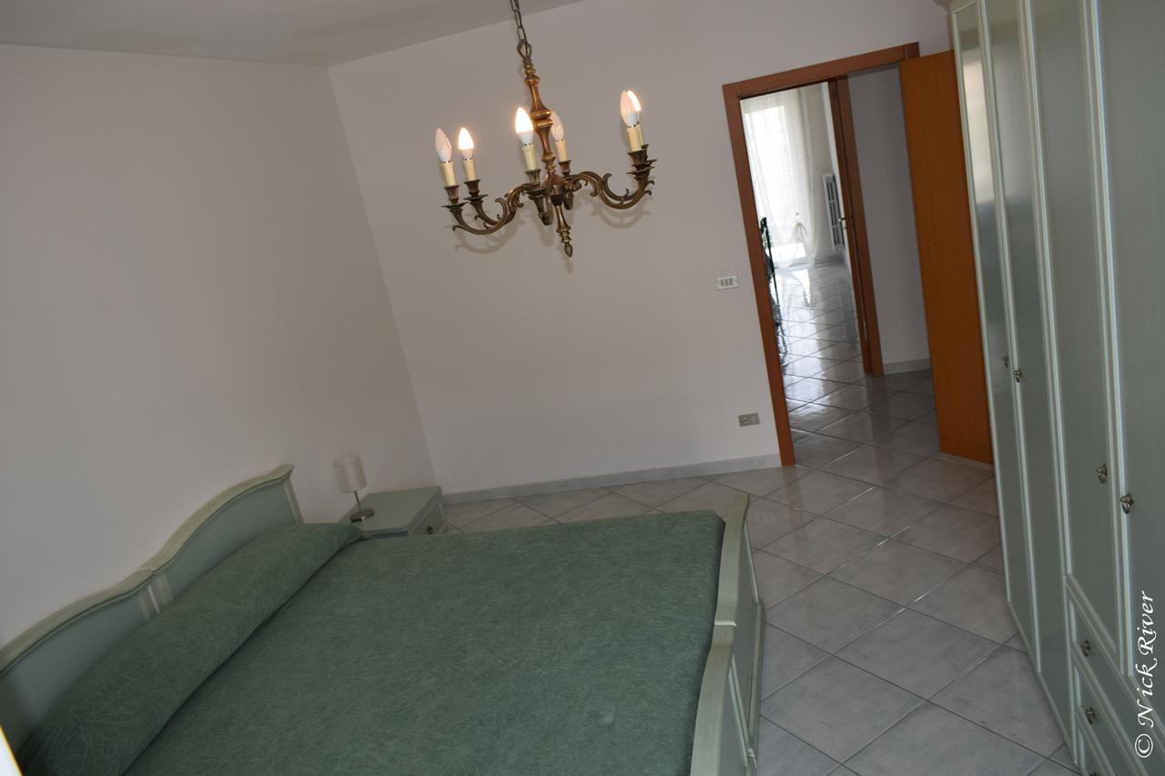 Vacation House A Mola Di Bari Apartment Luaran gambar