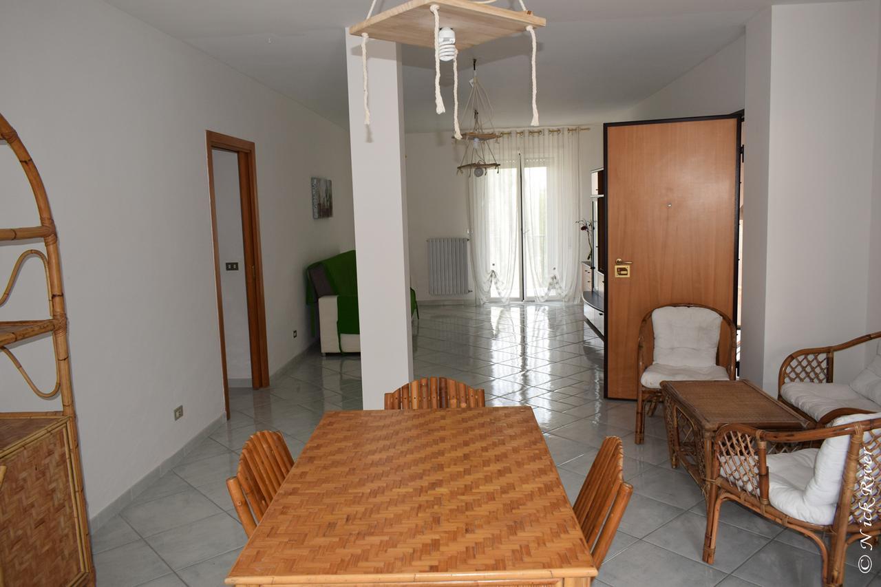 Vacation House A Mola Di Bari Apartment Luaran gambar